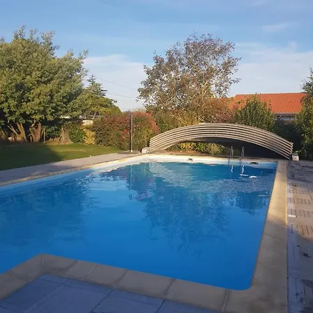 Ty Grain De Sel : Logement Privatif Avec Piscine, Jardin Et Patio Chauvé Exterior foto